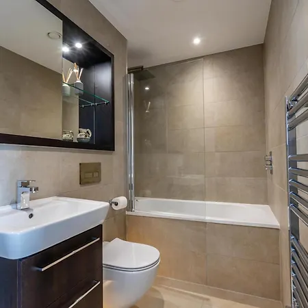 شقة Minster View Penthouse At Ryedale House يورك