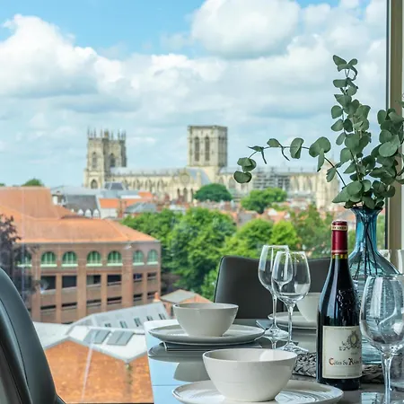 Minster View Penthouse At Ryedale House Apartamento