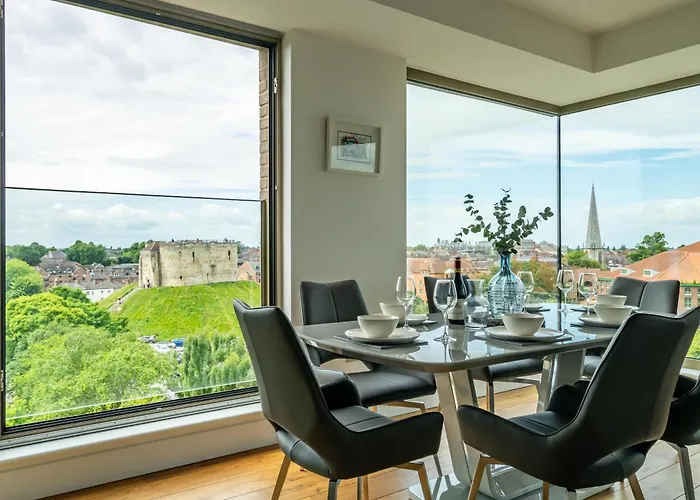 Lejlighed Minster View Penthouse At Ryedale House