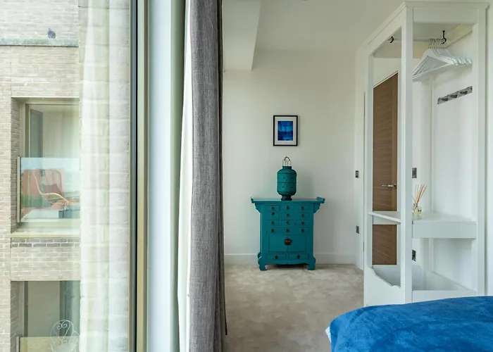 Minster View Penthouse At Ryedale House Lejlighed York