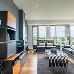 Minster View Penthouse At Ryedale House * York
