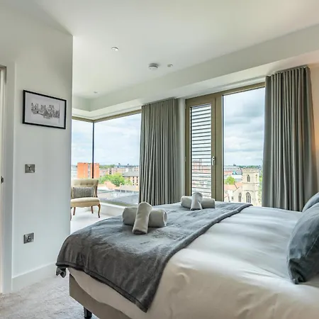 Minster View Penthouse At Ryedale House 公寓